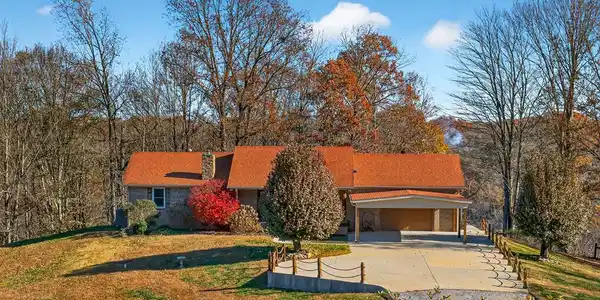 448 Daniels Lane