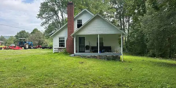 1148 Plum Creek Rd