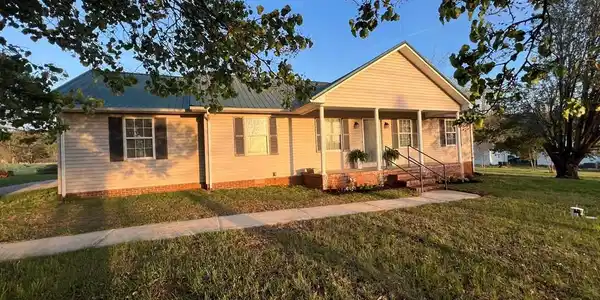 885 Frank Anderson Rd