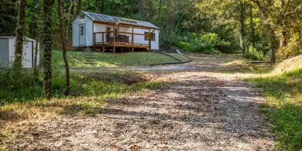 Club Springs Rd