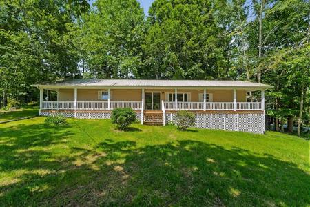 1007 Eastridge Dr