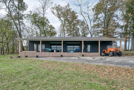 1377 Franks Ferry
