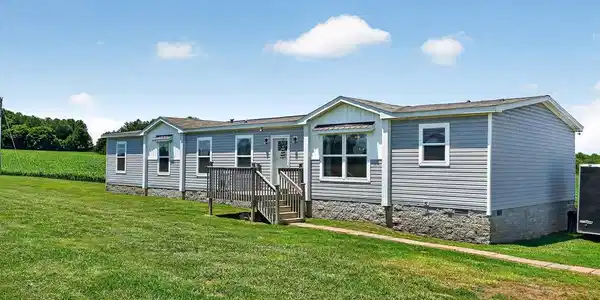 323 Lands Smith Rd