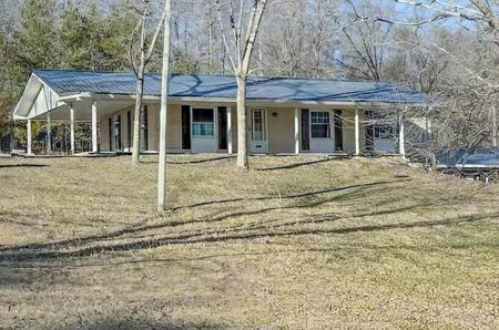 118 Effie Allen Ln