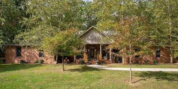 708 Low Gap Rd