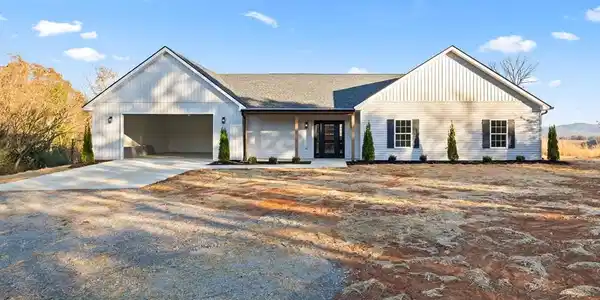 815 Safley Hollow Rd