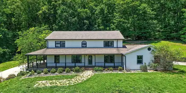 721 Valley Dr.
