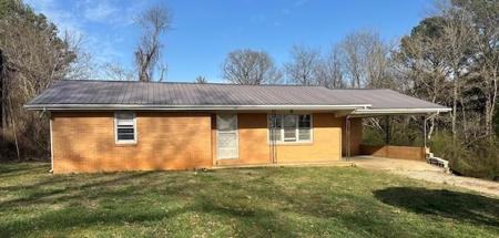 121 Pine Ln