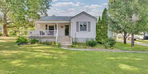 8705 Crossville Highway