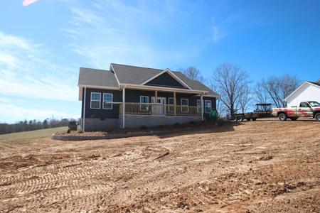 2447 Hutchings College