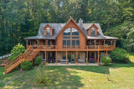 1062 Wilder Highway