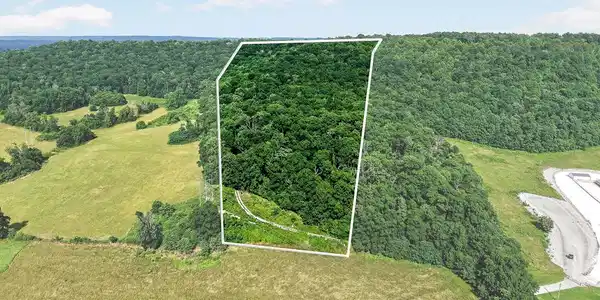 23.5AC Moore Cove Rd