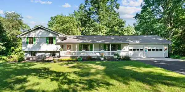 604 Laurel Road