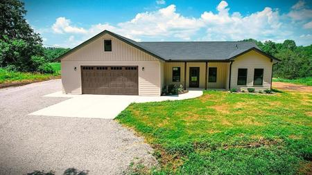 1146 Moodyville Loop