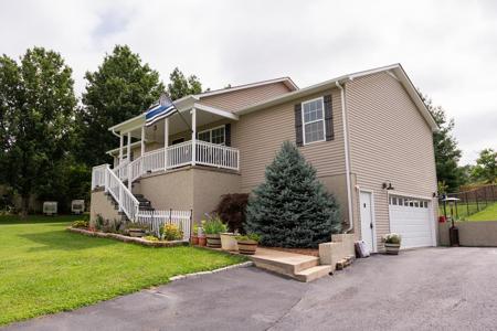134 Bradford Dr
