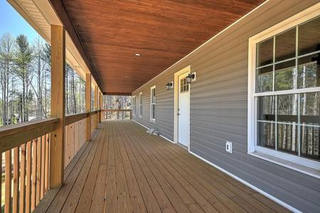 477 Bridle Path