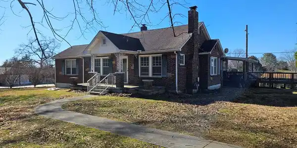 710 Rickman Rd