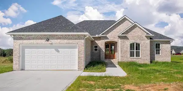 136 Dairy Barn Rd
