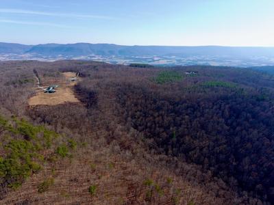 100AC Valley View Rd