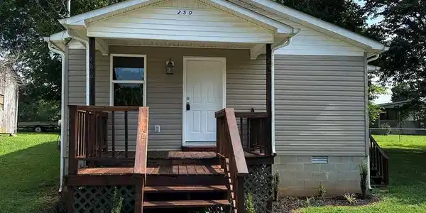 250 Mountain Street