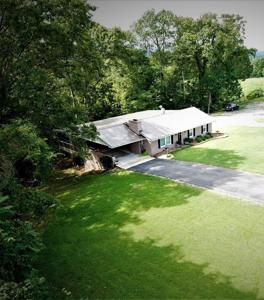 1570 Verna Qualls Rd