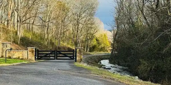 96 & 98 0 River Ridge Drive