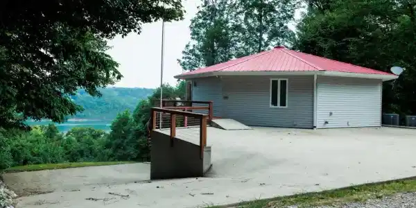 1063 Dale Hollow Estates Rd