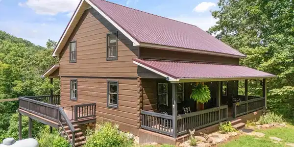 156 Cherokee Dr