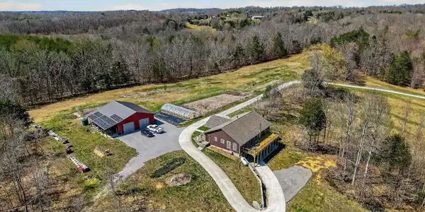 138 Effie Allen Ln