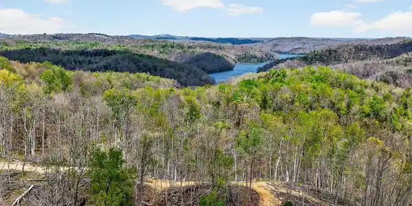 61 AC Hidden Cove Ln
