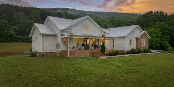 6866 Daus Mountain Road