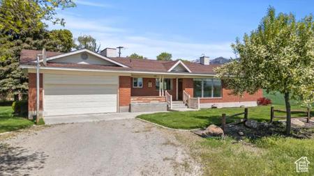 3647 MAPLE CREEK RD N