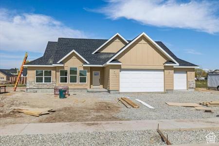 569 EAGLE DR