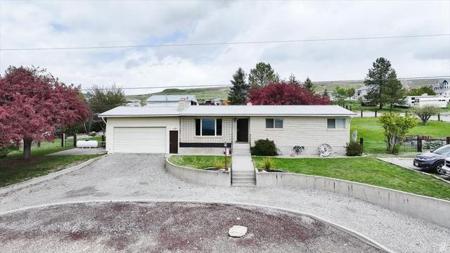 3107 E CUB RD