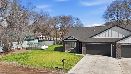 73 EVANS AVE