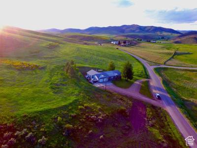 9029 N TREASURETON RD