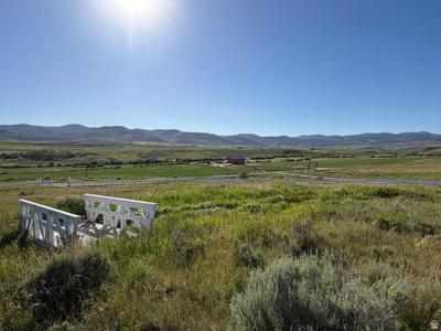 1298 SHARON LOOP