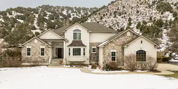 2476 CIMMARON CIR
