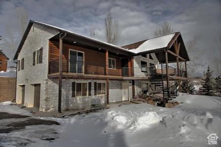100 COUNTRY BEAR CIR