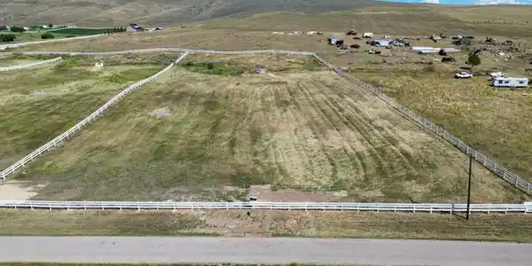 1232 SHARON LOOP