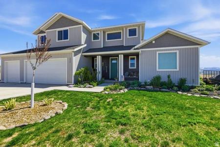 5752 N HIGHWAY 34