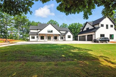 581 Paramount Drive