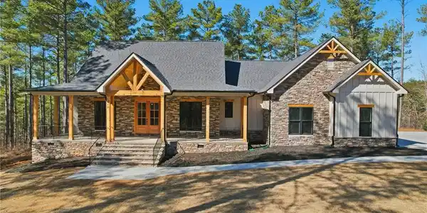 110 Highlands Ridge Road