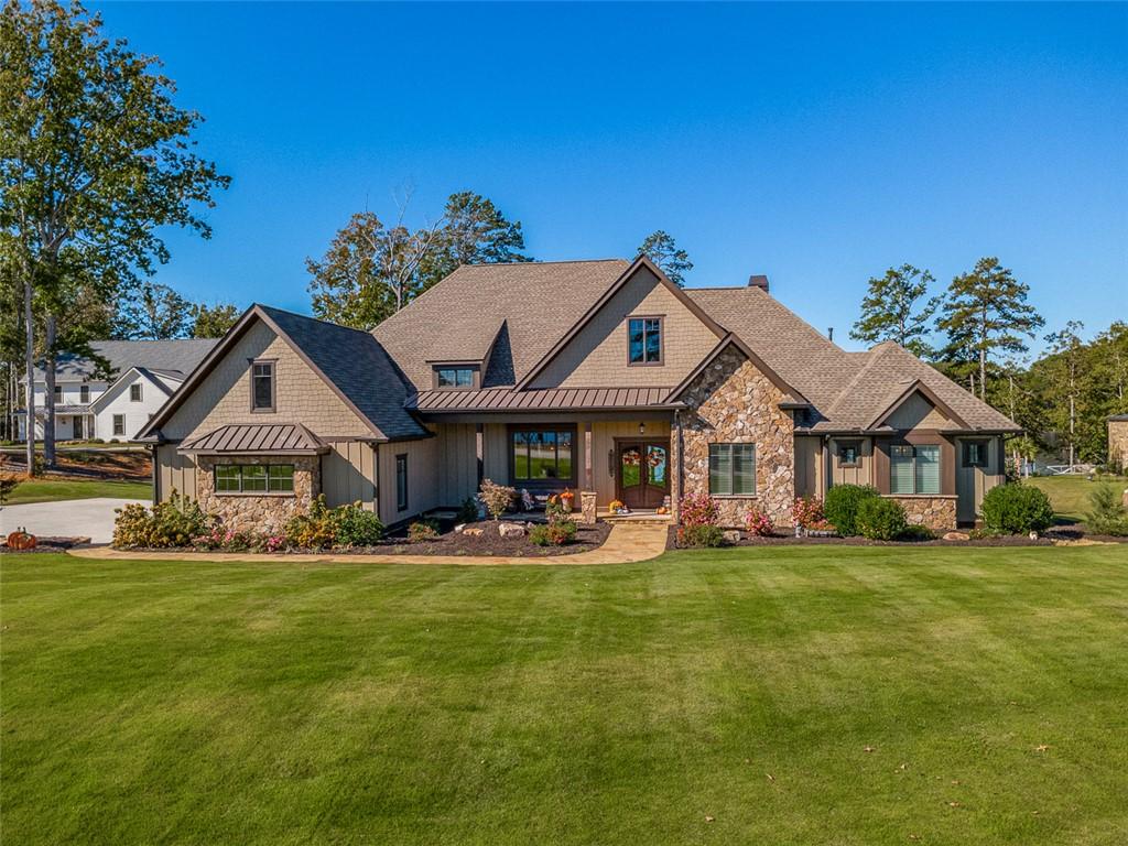 Image 1: Custom Lake Keowee Beauty