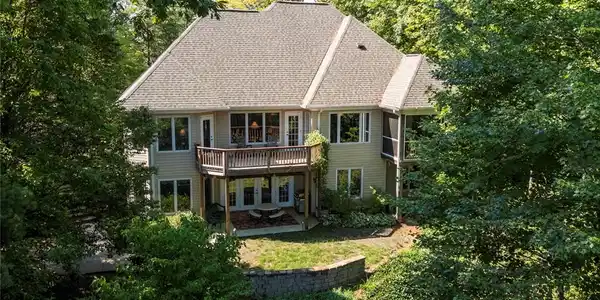 Image 2: This secluded residence offers private outdoor liv
