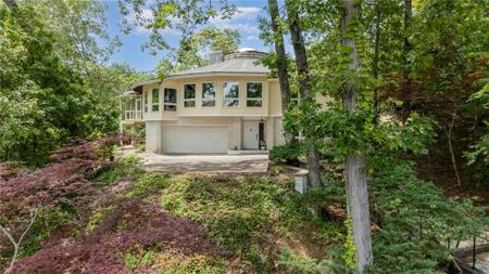5015 Mount Vernon Drive