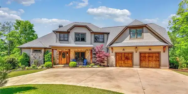 551 Cliffs Vista Parkway