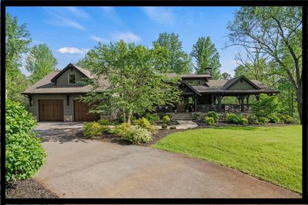 199 Leaf Shadow Lane