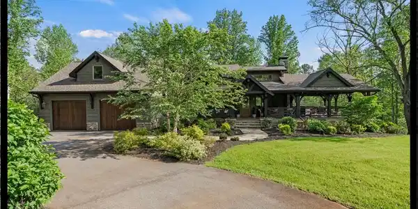 199 Leaf Shadow Lane