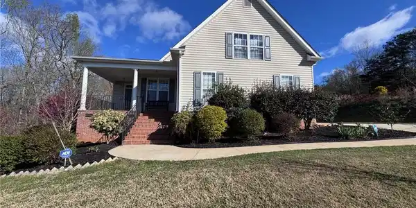 102 Brookstone Way
